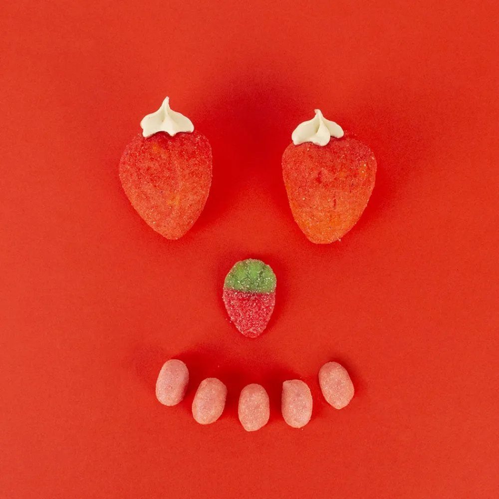 Best Sale Les gourmandises de Sophie 1 Bucket Of Strawberry Trio Candies