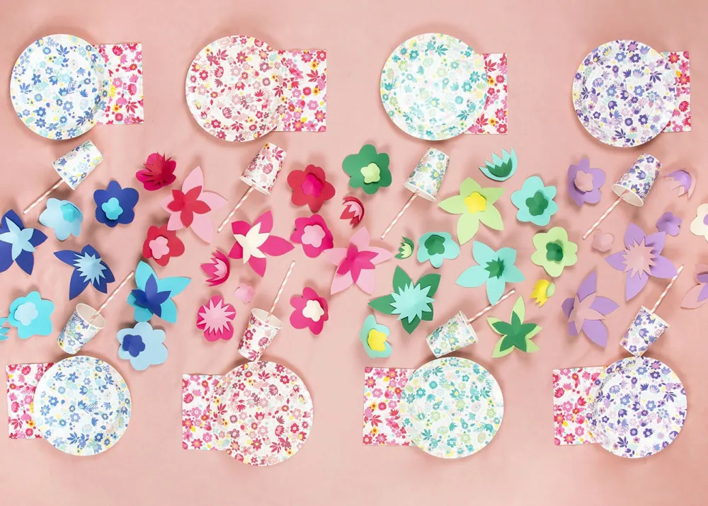 Sale My Little Day 8 Colored Flower Plates