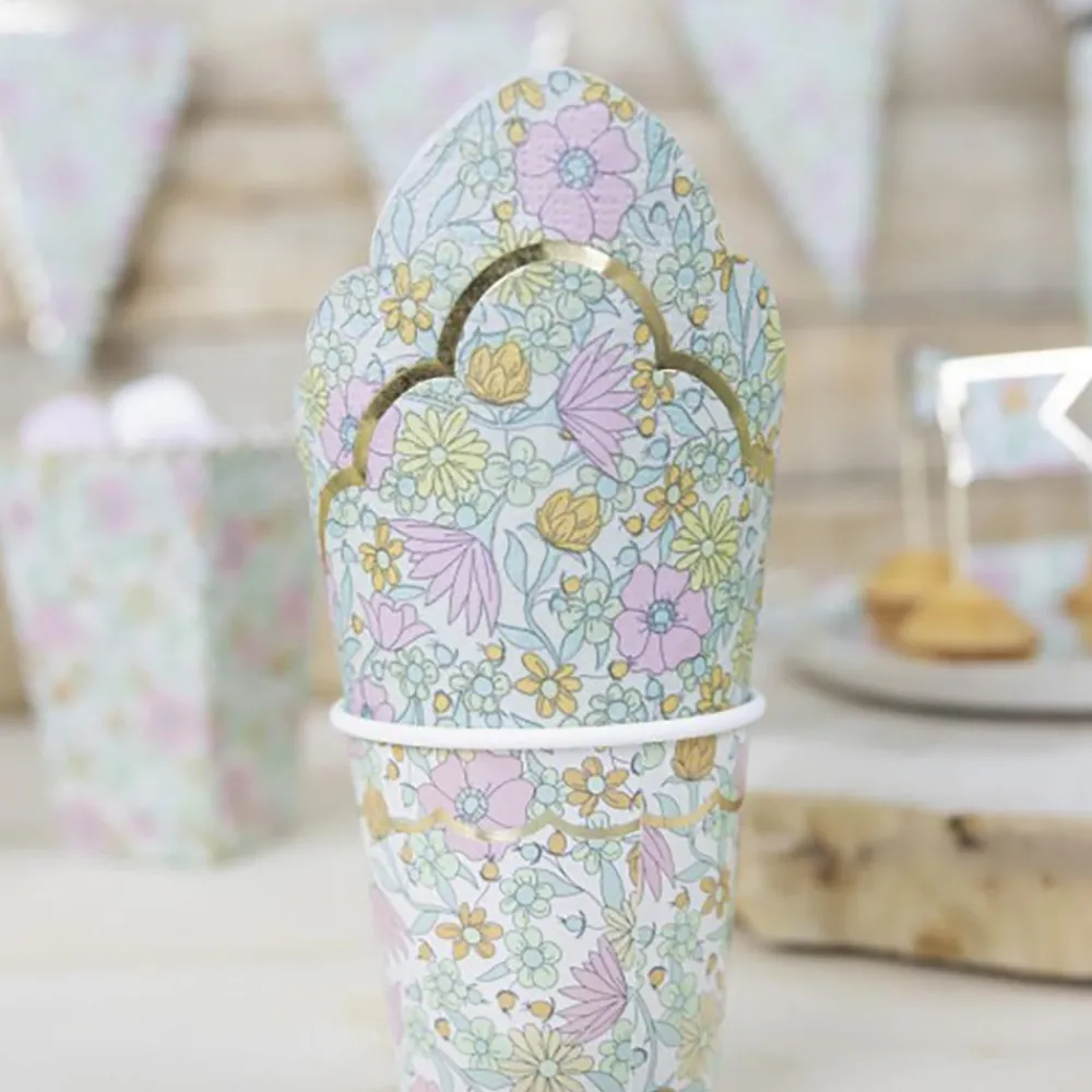 Shop Party Pro 8 Liberty Scalloped Cups