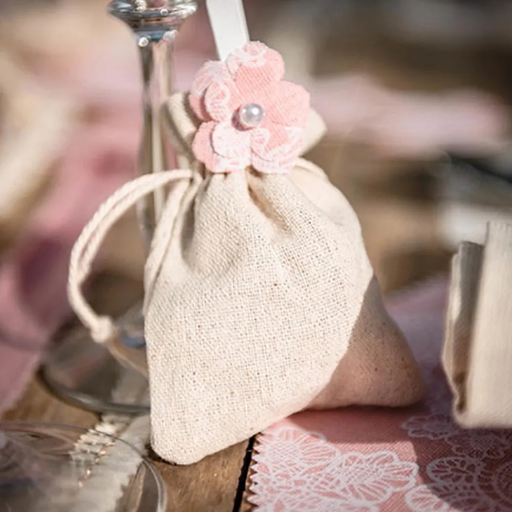 Shop Arty Fêtes Factory 5 Linen Pouches