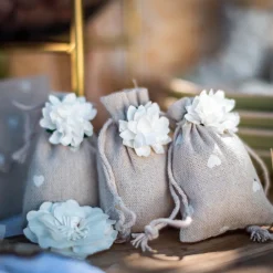 Best Sale Arty Fêtes Factory 5 White Heart Linen Pouches