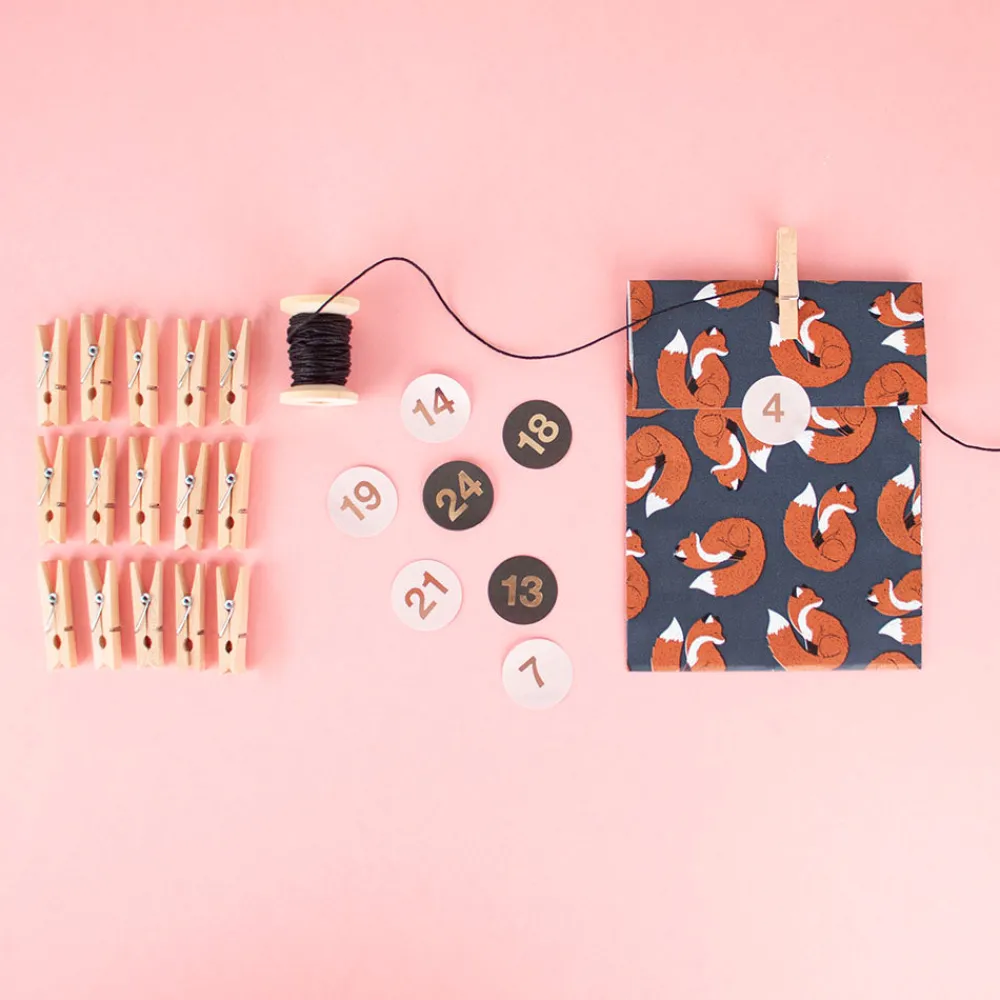 Shop Graine Créative Black Waxed Cotton Thread