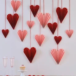 New Ginger Ray Pink And Red Hanging Paper Hearts (16)